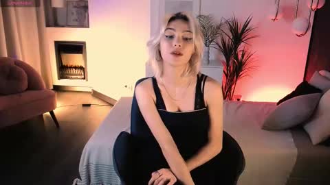 Alysia online show from October 9, 4:01 pm