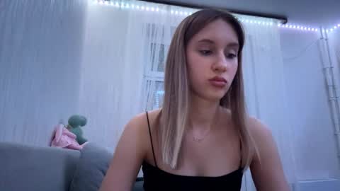 Sofi online show from April 29, 5:40 pm