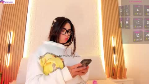 alyssa online show from February 4, 5:55 am