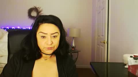 Alyssiaamorexo online show from May 4, 8:26 pm