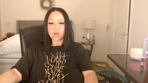 Snapshot of alyssiaamorexo chatting on September 21, 7:29 pm Alyssiaamorexo online show from September 21, 7:29 pm