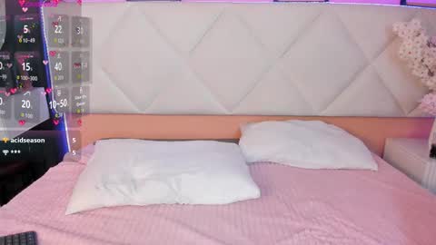 Aly online show from September 18, 1:26 pm
