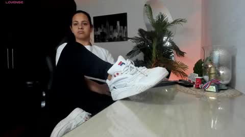 anny online show from December 16, 2:30 am