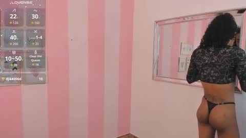 amaia_monroe online show from April 23, 5:15 am