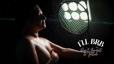 Amalia Im Back See you soon this January 7 at 10 pm Colombia time online show from November 2, 3:17 am