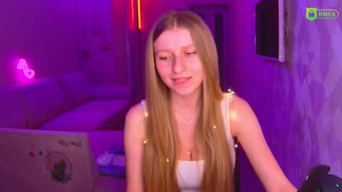 Amalia online show from December 22, 2:16 pm