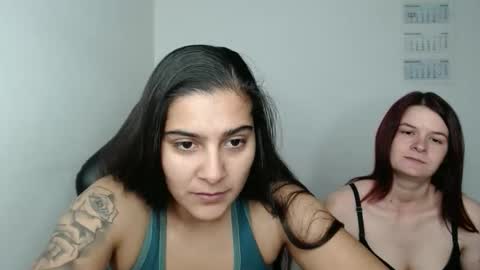 The queen of the biceps  online show from October 14, 12:08 pm