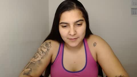 The queen of the biceps  online show from February 6, 11:04 pm