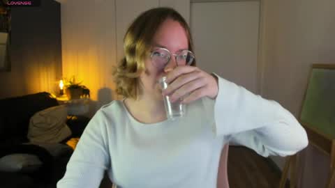 Hi im Amanda online show from May 13, 11:31 am