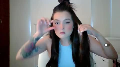 Snapshot of amanda_callum_ chatting on September 14, 8:32 pm Katha online show from September 14, 8:32 pm