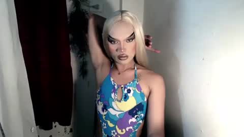 Amanda online show from October 19, 11:48 am