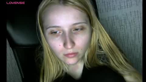 Snapshot of amanda_sherr chatting on December 28, 1:18 am Amanda online show from December 28, 1:18 am