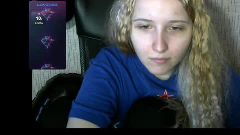 Snapshot of amanda_sherr chatting on February 27, 2:00 pm Amanda online show from February 27, 2:00 pm