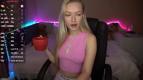 Amanda online show from September 21, 5:44 am