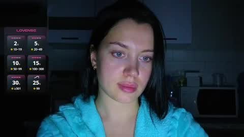 Amanda Rose online show from June 5, 8:36 pm