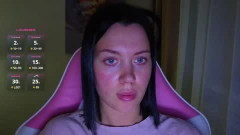 Amanda Rose online show from June 17, 6:35 pm