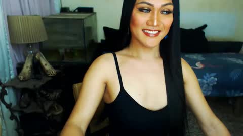 Suzie online show from November 30, 9:16 am