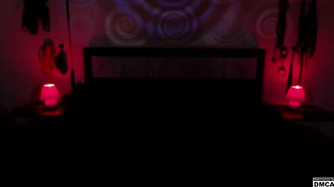 Goddess Amanita online show from February 4, 8:13 am