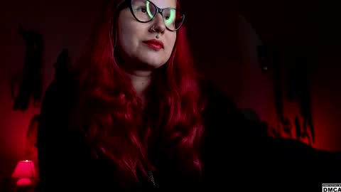 Goddess Amanita online show from October 9, 12:32 pm