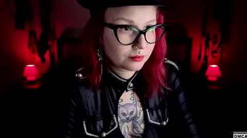 Goddess Amanita online show from December 2, 10:24 am