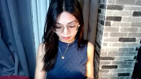 BELLA online show from January 19, 1:43 pm