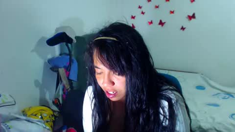 Amara Julia online show from November 3, 2:12 am