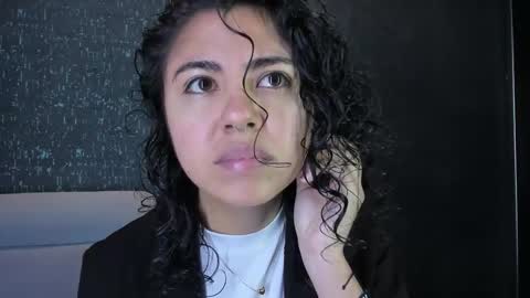 Emily online show from January 15, 10:02 am