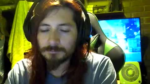 Amaru online show from December 2, 1:59 am