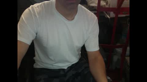 Snapshot of amateurhouse69 chatting on December 23, 7:52 pm amateurhouse69 online show from December 23, 7:52 pm
