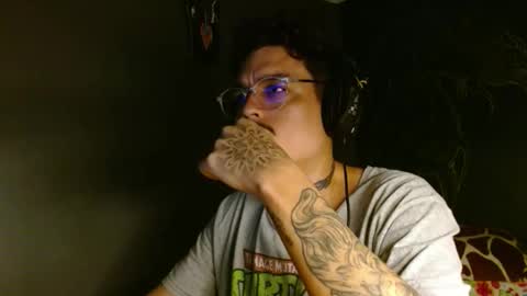 amateurmen33 online show from February 22, 1:09 am