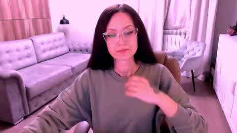 Izza online show from April 29, 2:22 pm