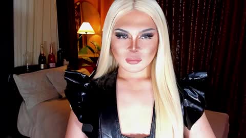 MISS JAZMINE QUEEN OF HELLFIRE online show from January 25, 12:26 pm