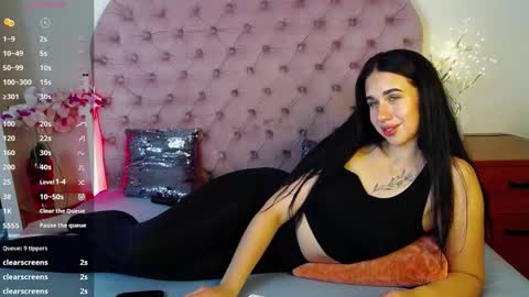 Amazon online show from September 23, 12:54 pm