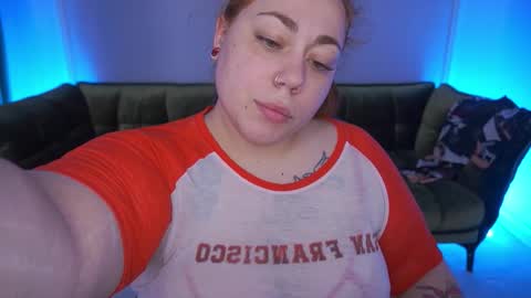 Ellie online show from September 28, 8:07 pm