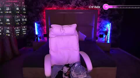 Ellie online show from March 4, 9:54 pm