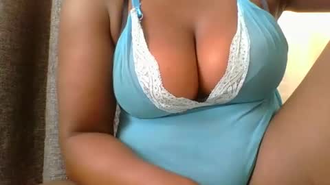 Mia online show from January 26, 12:54 pm