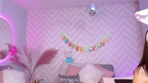 Ambar online show from April 5, 10:07 pm