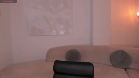 Ambar  online show from May 6, 10:54 am