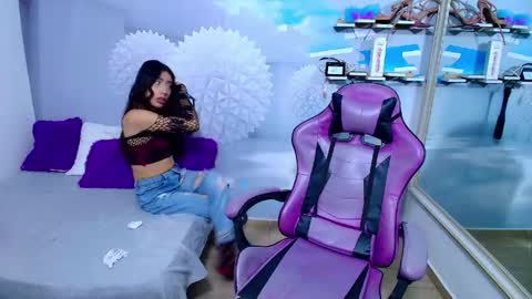 ambel_rose online show from May 16, 4:09 am