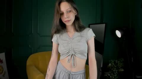 Alice online show from October 16, 1:44 pm