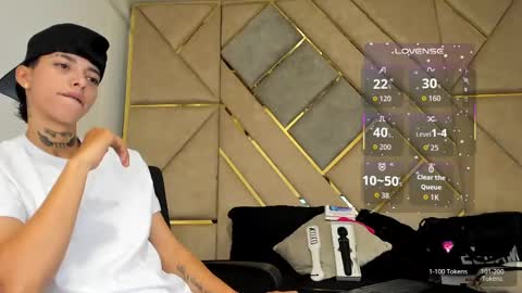 Snapshot of amber_adams_ chatting on September 18, 12:42 pm Amber online show from September 18, 12:42 pm