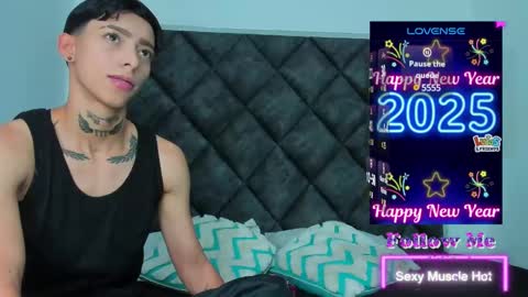 Snapshot of amber_adams_ chatting on January 14, 2:00 pm Amber online show from January 14, 2:00 pm