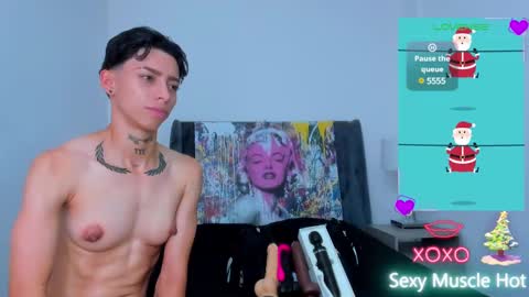 Snapshot of amber_adams_ chatting on December 28, 6:40 pm Amber online show from December 28, 6:40 pm