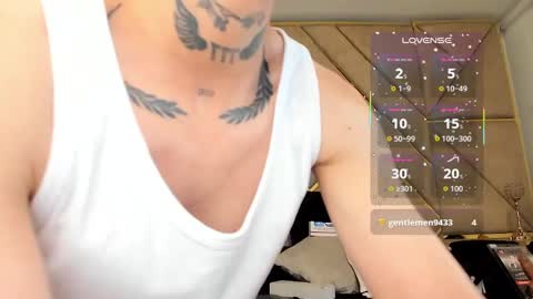Snapshot of amber_adams_ chatting on September 16, 5:05 pm Amber online show from September 16, 5:05 pm