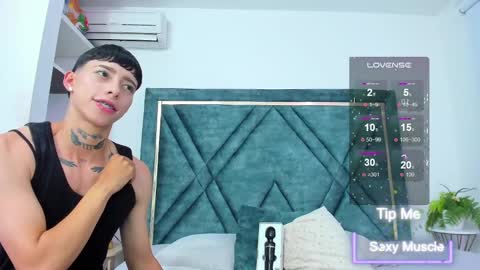 Snapshot of amber_adams_ chatting on March 5, 4:56 am Amber online show from March 5, 4:56 am