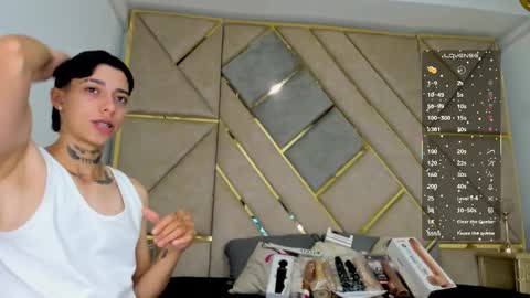 Snapshot of amber_adams_ chatting on September 9, 1:00 pm Amber online show from September 9, 1:00 pm