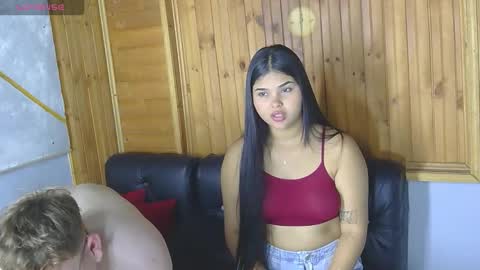 Snapshot of amber_and_ray chatting on October 21, 2:16 am Ray and Amber online show from October 21, 2:16 am