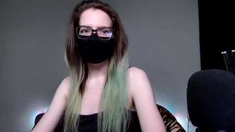Amber non-nude model online show from December 8, 1:41 am