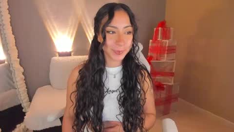 amber_curly online show from January 15, 4:11 pm