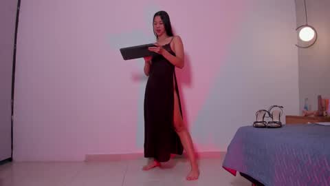 ambar online show from November 7, 8:33 pm